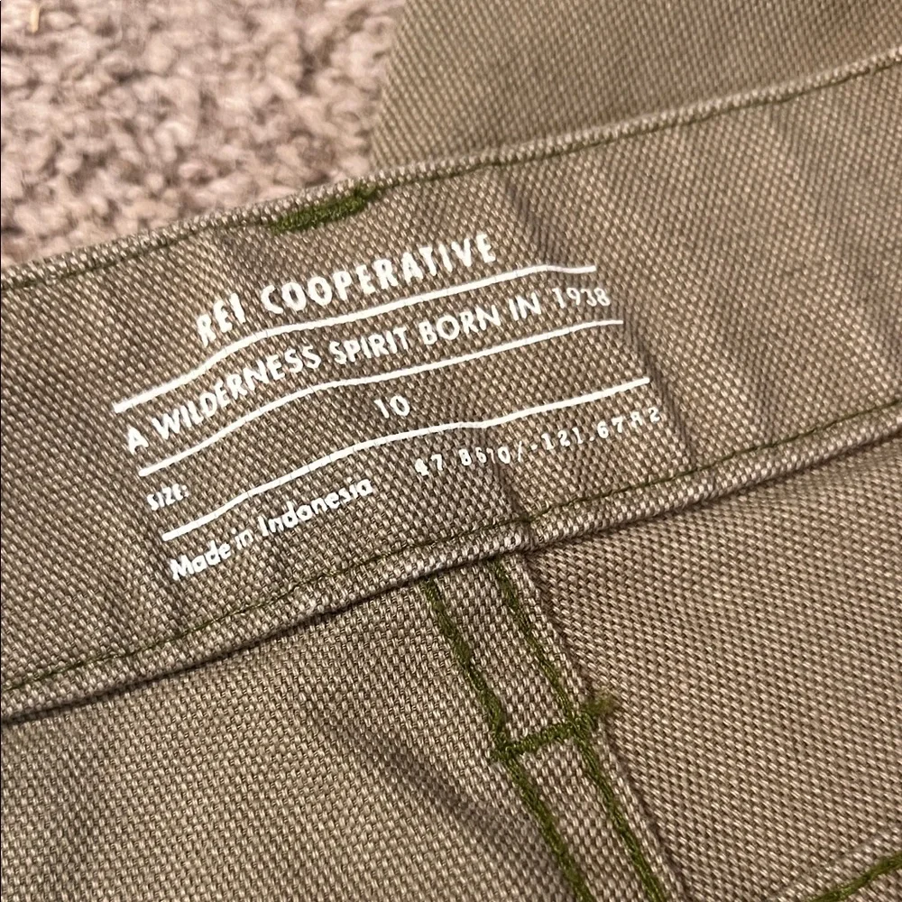REI Olive Green Women's Pants - Picture 2 of 6
